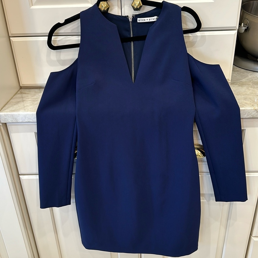 Alice and Olivia Niko Cold Shoulder Dress